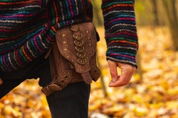 Kožená brašna se 4 kapsami styl "bojovník"