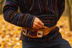 Kožená ledvinka tribal vzory